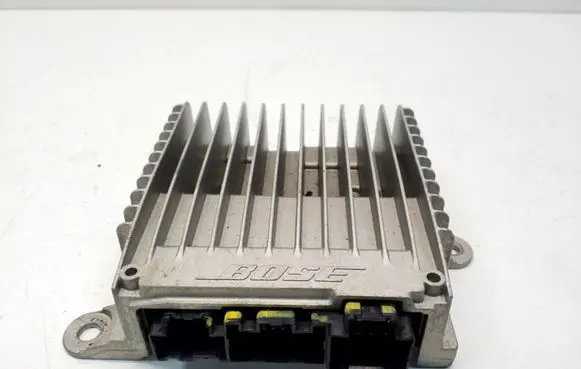Chevrolet Volt I Sound amplifier 20760438