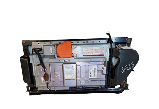 Volkswagen Jetta VI Hybrid / electric car battery 5C6915590C
