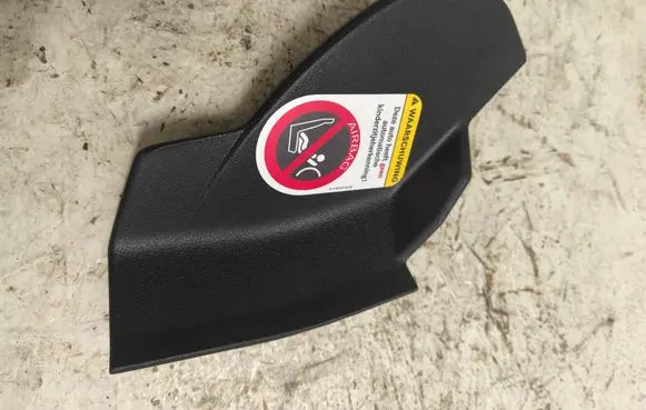 Mercedes-Benz B W245 Dashboard side end trim A1696800278 1005519 1003519