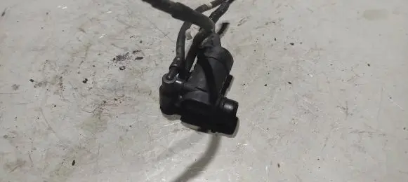 Volvo V50 Windscreen/windshield washer pump 1S7117K624FE