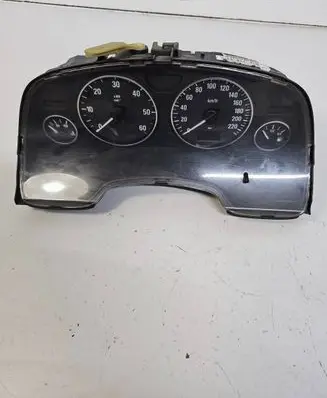 Opel Zafira A Speedometer (instrument cluster) 24461768