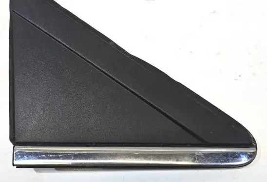 Chrysler Town u0026 Country V Fender end trim 1BE42TRMAA