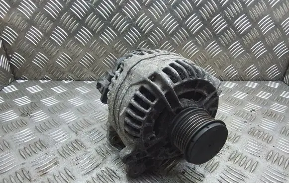 Seat Alhambra (Mk1) Generator/alternator 028903028E 0124515010