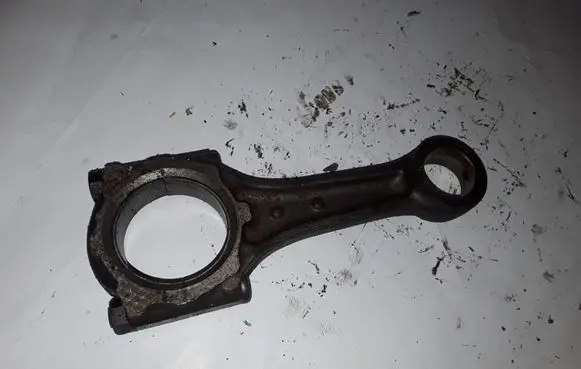 Opel Astra J Connecting rod/conrod NOCODE