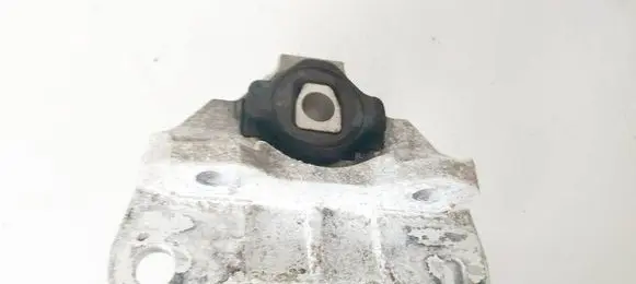Fiat Tipo Engine mount bracket 
