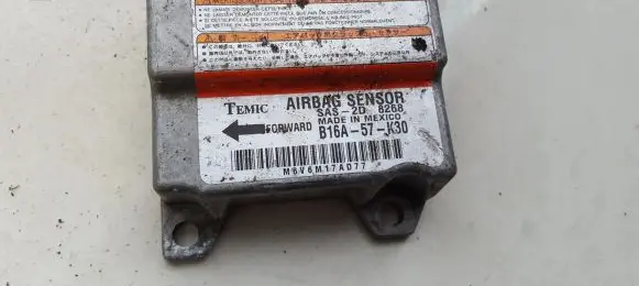 Mazda 323 Airbag control unit/module b16a57k30 b16a-57-k30