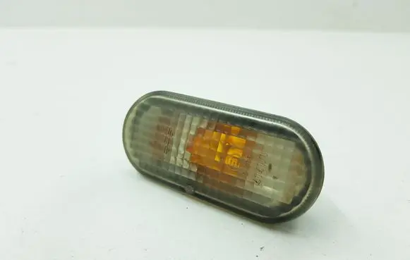 Volkswagen PASSAT B5 Front fender indicator light 380949117C