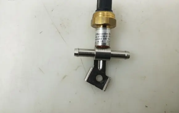 Sensor