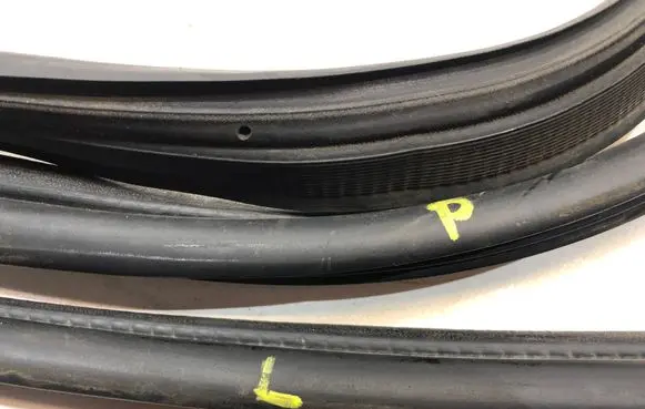 Fiat Grande Punto Front door rubber seal 