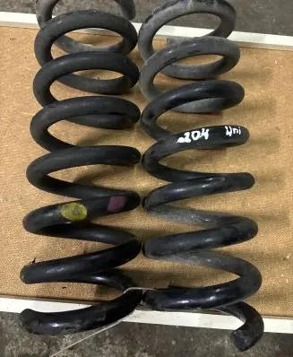 Mercedes-Benz C W203 Rear coil spring