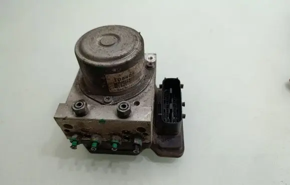 Renault Koleos I ABS Pump TD8405