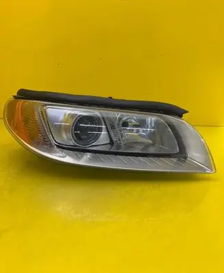 Volvo XC70 Headlight/headlamp XC70V70S80