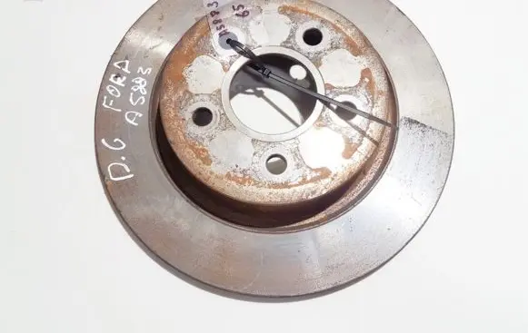 Ford Focus Rear brake disc neventiliuojamas