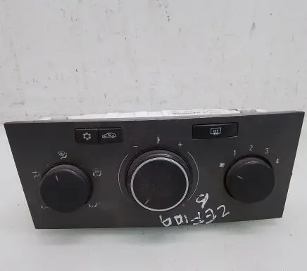 Opel Zafira B Climate control unit 90151241