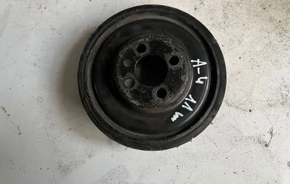 Audi A4 S4 B8 8K Crankshaft pulley 038105243M
