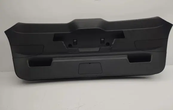 Audi A3 8Y Tailgate/boot lid cover trim 8Y4867979B 8Y4867979C