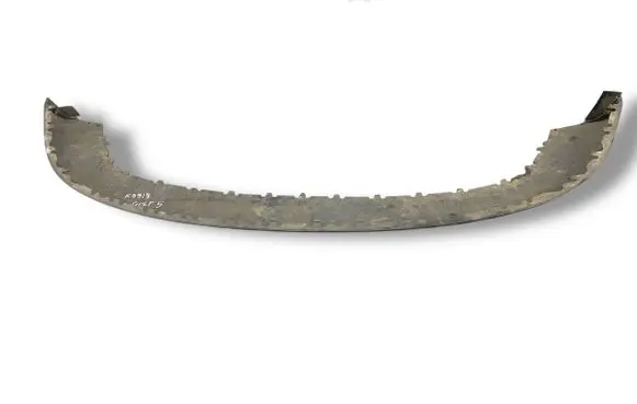 Volkswagen Golf V Front bumper lip 
