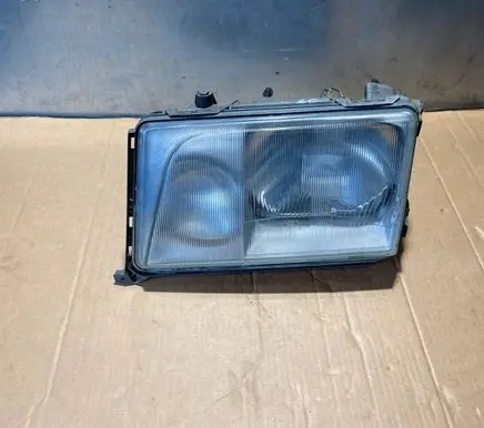Mercedes-Benz E W124 Headlight/headlamp 138793