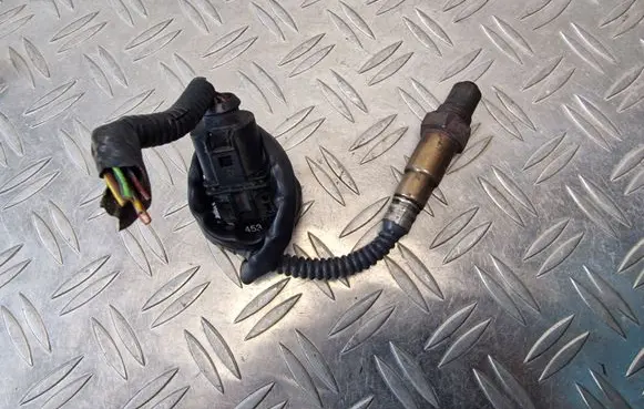 Volkswagen Polo IV 9N3 Lambda probe sensor 045906262