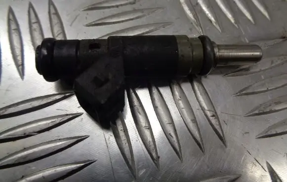 BMW 3 E36 Fuel injectors set 7506158