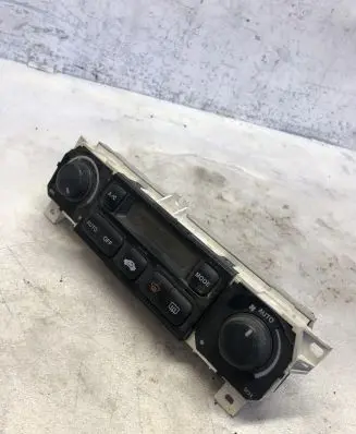 Honda Odyssey Climate control unit 51500