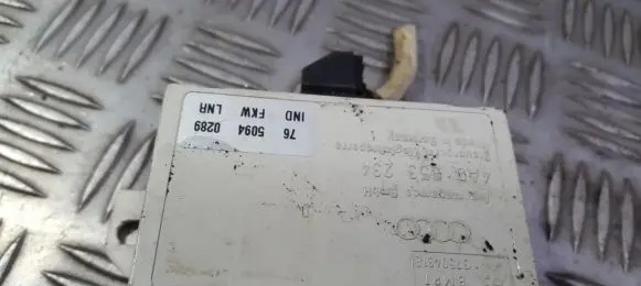 Audi A4 S4 B5 8D Immobilizer control unit/module 4A0953234 7650940289