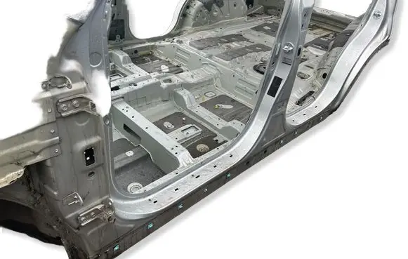 KIA Sorento Front sill (body part) 
