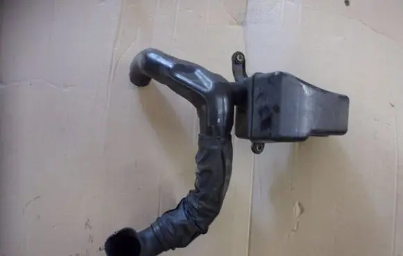 Hyundai Getz Intake resonator 2816438210