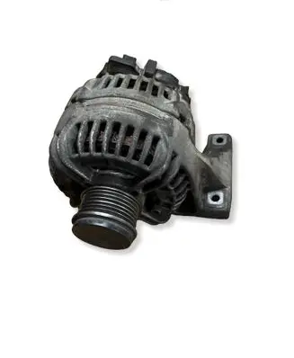 Volvo V70 Generator/alternator 30667894 0124525060