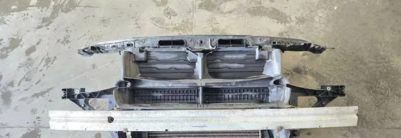 BMW X3 E83 Radiator support slam panel 6925702 5020290 66900272
