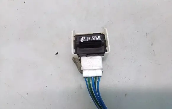 Toyota Previa (XR30, XR40) II Electric window control switch 