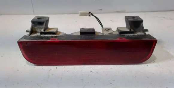 Mitsubishi Pajero Third/center stoplight E4027559 595D01