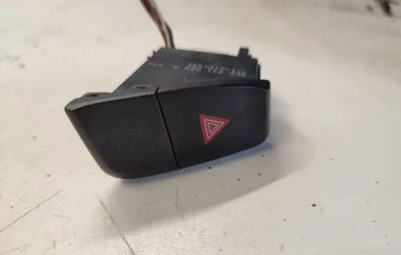 Audi A5 8T 8F Hazard light switch 8K2941509A