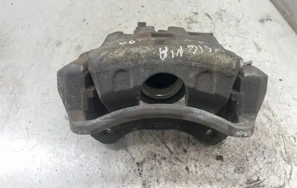 Opel Insignia A Front brake caliper 13229151