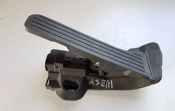 Audi A3 S3 8P Accelerator throttle pedal 1K2721503M 6PV008745