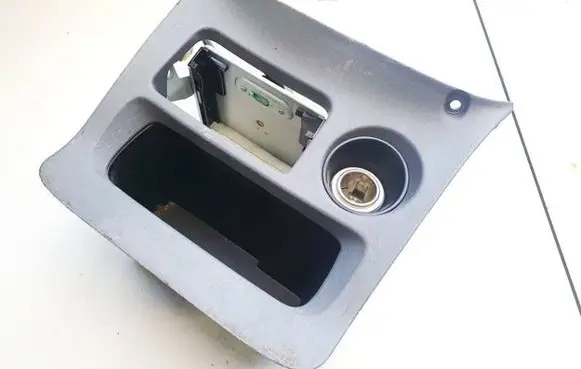 Toyota RAV 4 (XA20) Glove box 5545142010 55451-42010