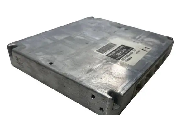Toyota Corolla Verso AR10 Engine control unit/module 896610F010 MB1758006463