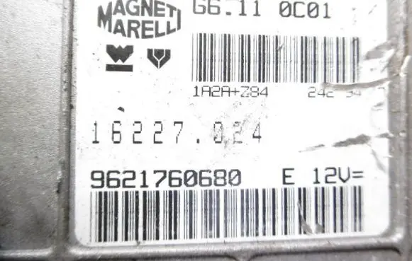 Peugeot 106 Engine control unit/module ECU 9621760680