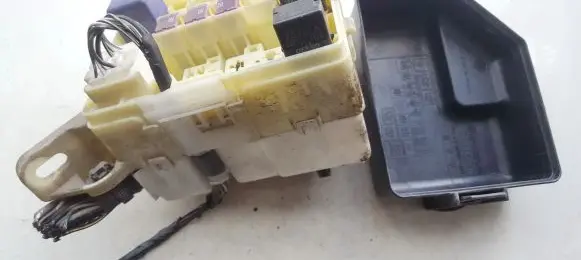 Toyota Yaris Fuse box set
