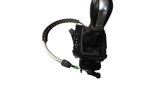 Volkswagen Golf VII Gear shifter/selector 5Q1713025R