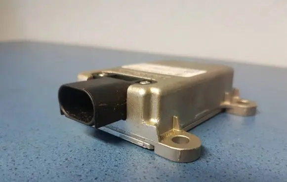 Opel Signum ESP acceleration yaw rate sensor 09184504 448801002011 13665701