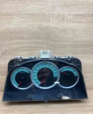 Toyota Corolla Verso AR10 Speedometer (instrument cluster) 838000F092A MB2574403890