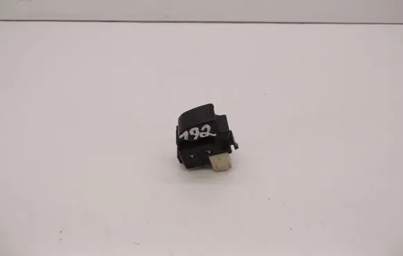 Toyota Yaris Electric window control switch D192