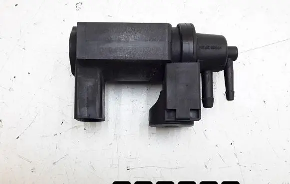 Audi A8 S8 D3 4E Turbo solenoid valve 059906628b