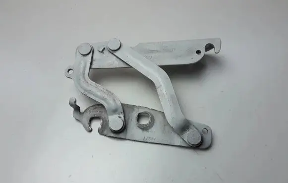 Ford Fiesta Engine bonnet/hood hinges 8A6116800AD