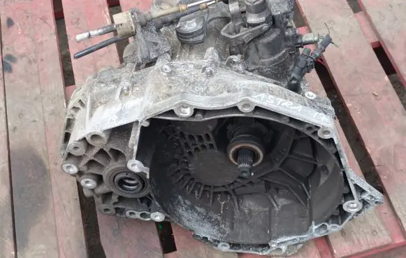 Opel Astra K Manual 6 speed gearbox 55574460
