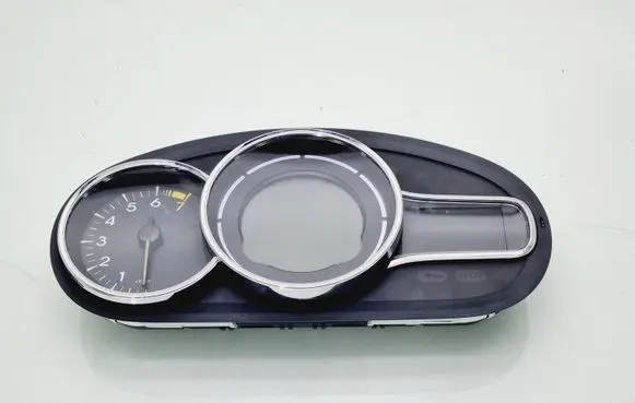 Speedometer (instrument cluster)