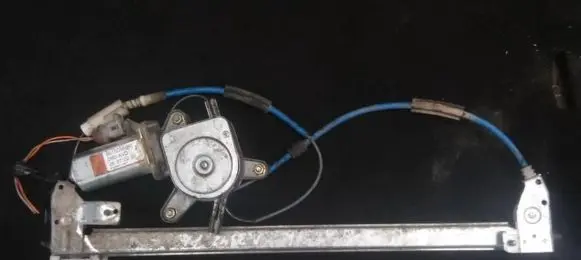Peugeot 406 Sliding door window regulator with motor 9615036880 26970220