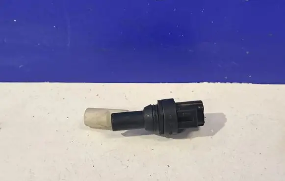 Volvo V50 Windshield washer fluid level sensor 0023935