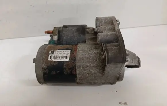 Citroen DS3 Starter motor M000T32271 7550017